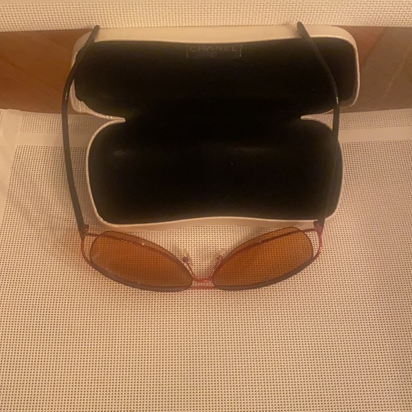 Chanel glasses - Picture 3 of 7